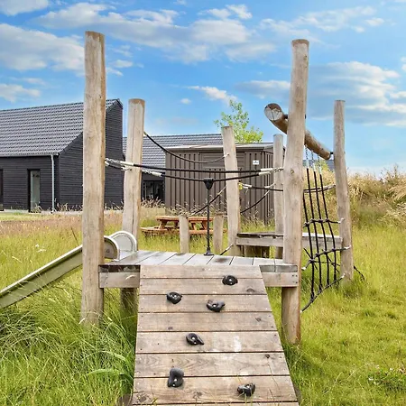 8 Person In Romo Kongsmark